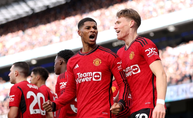 曼联球员送出妙传，助球队豪取三分