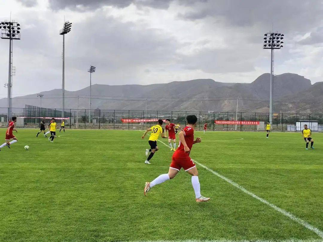 热门足球赛事掀起观赏狂潮！的简单介绍