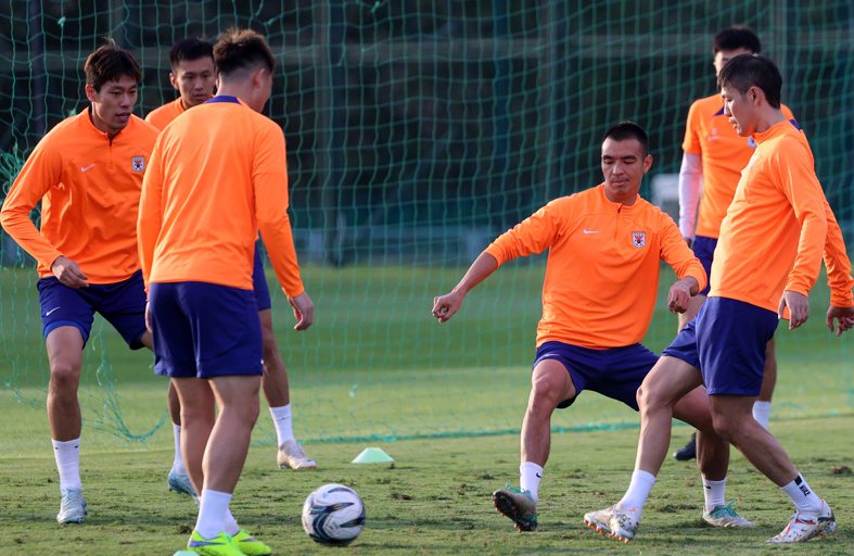 德比大战再现,亚冠赛场掀起掀起风波 德比大战再现,亚冠赛场掀起掀起风波