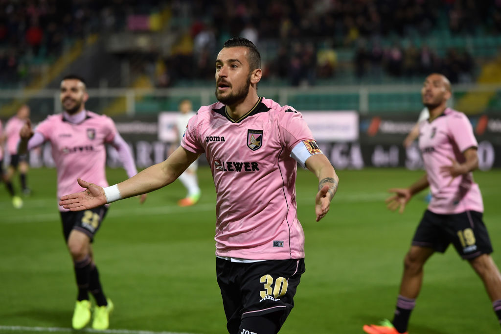 关于巴勒莫豪取三分,继续保卫主场的信息 关于巴勒莫豪取三分,继续保卫主场的信息