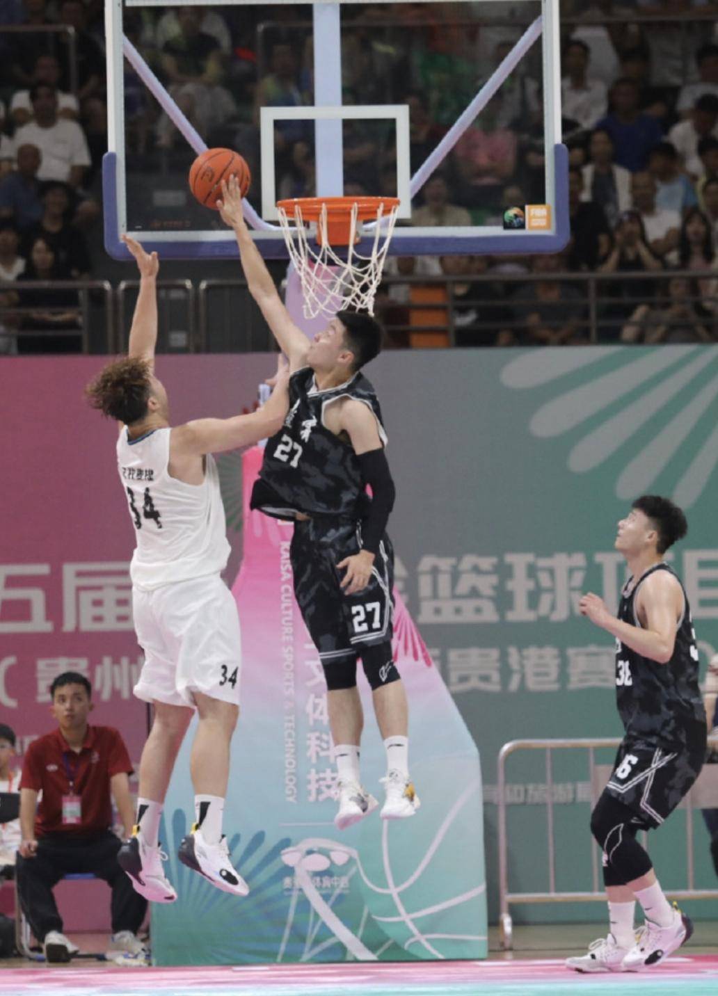 辽宁男篮主场大胜，顺利晋级季后赛