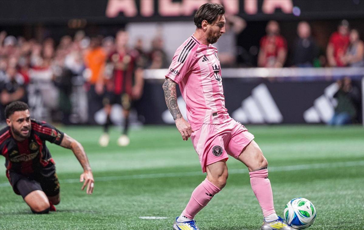 关于巴萨上佳表现，梅西局部进球引发激动神采的信息