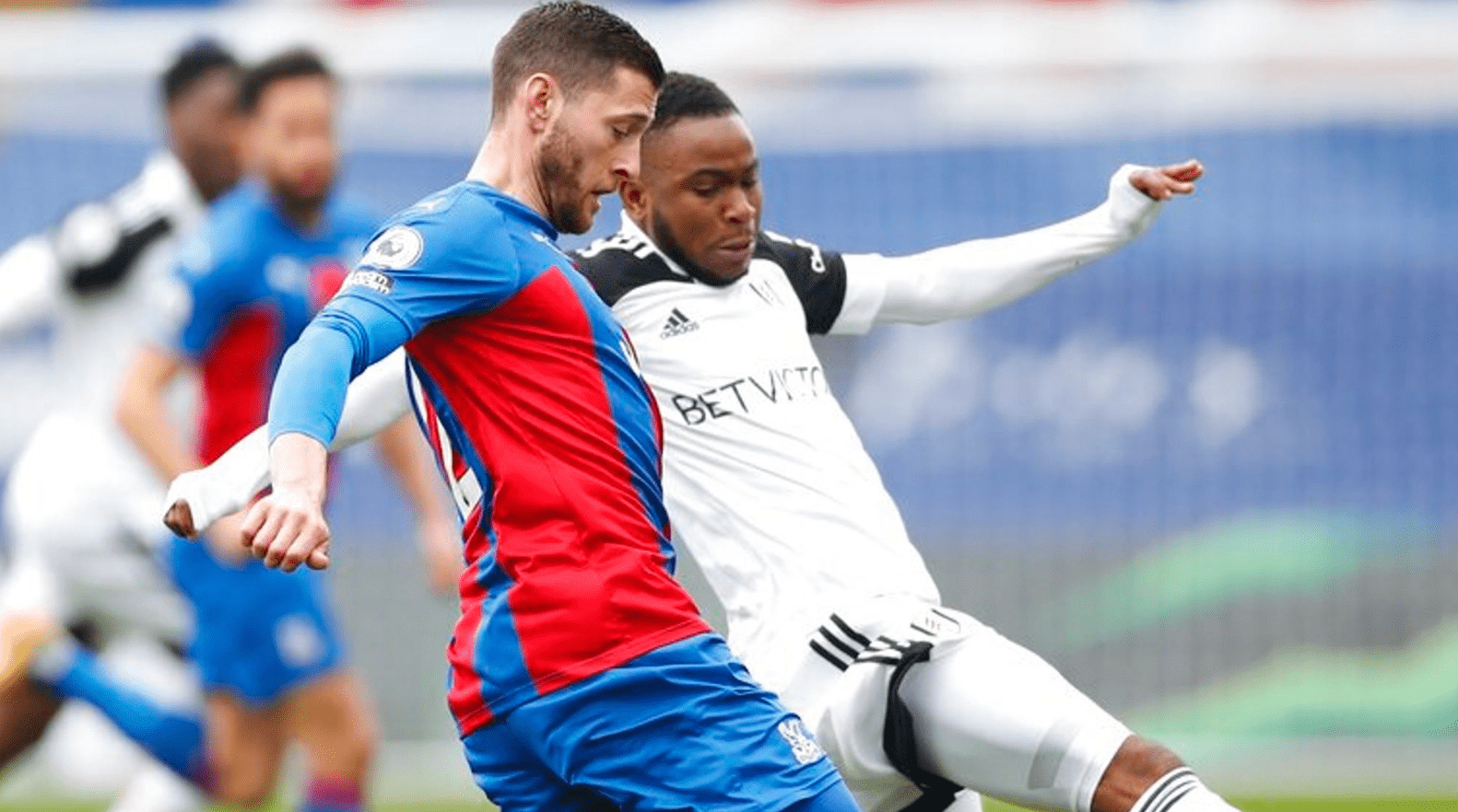 里尔迎战尼斯,展开一场激烈角逐 里尔迎战尼斯,展开一场激烈角逐