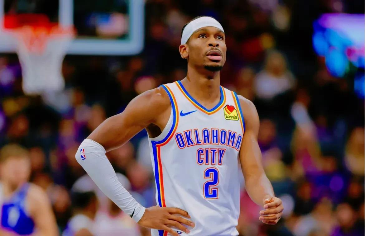 乔治赞扬队友团结拼搏,期待冲击联盟MVP 乔治赞扬队友团结拼搏,期待冲击联盟MVP