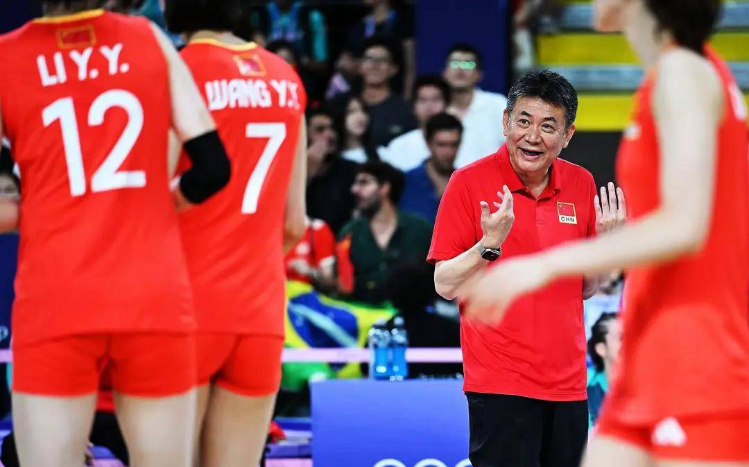 大胜在望！实力强劲对决热闹开场