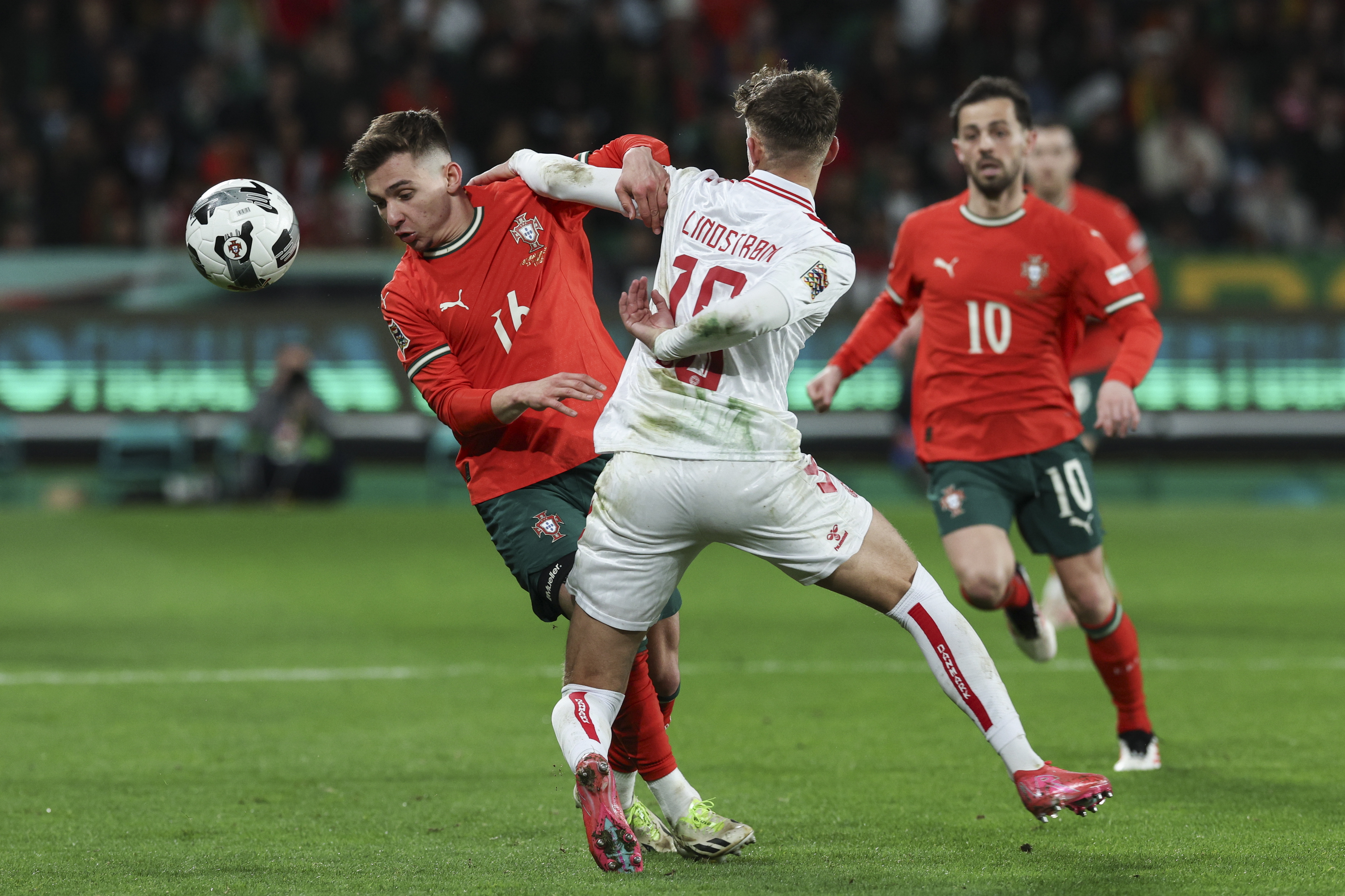 欧国联比赛搏杀正酣，球队气势如虹的简单介绍