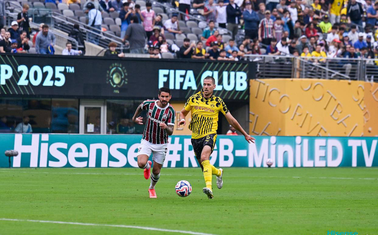 多特蒙德遭遇困境，主教练呼吁球队团结一心