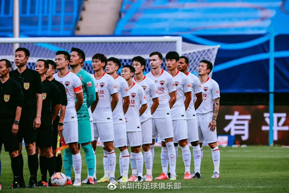 广州富力主场小胜深圳佳兆业，豪取两连胜