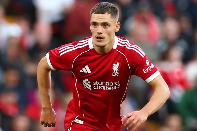 利物浦教练来到德国观看潜在球员 利物浦教练来到德国观看潜在球员