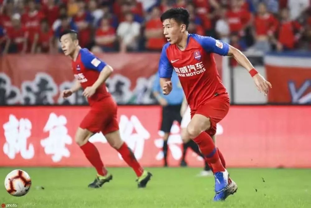 重庆斯威客场:，扳平连败势头