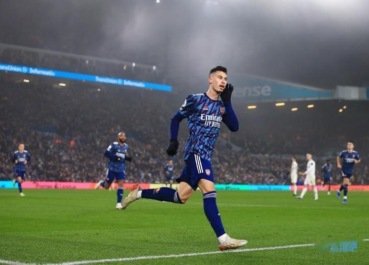 比利时选手优雅出击,赢得称赞 比利时选手优雅出击,赢得称赞